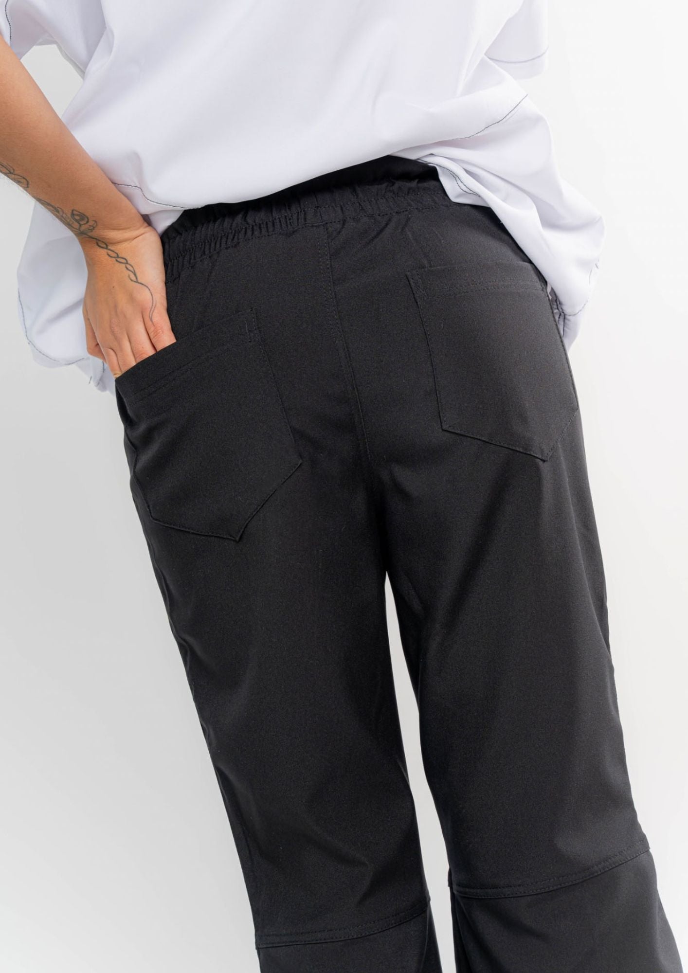 PANTALON OLIVO / NEGRO