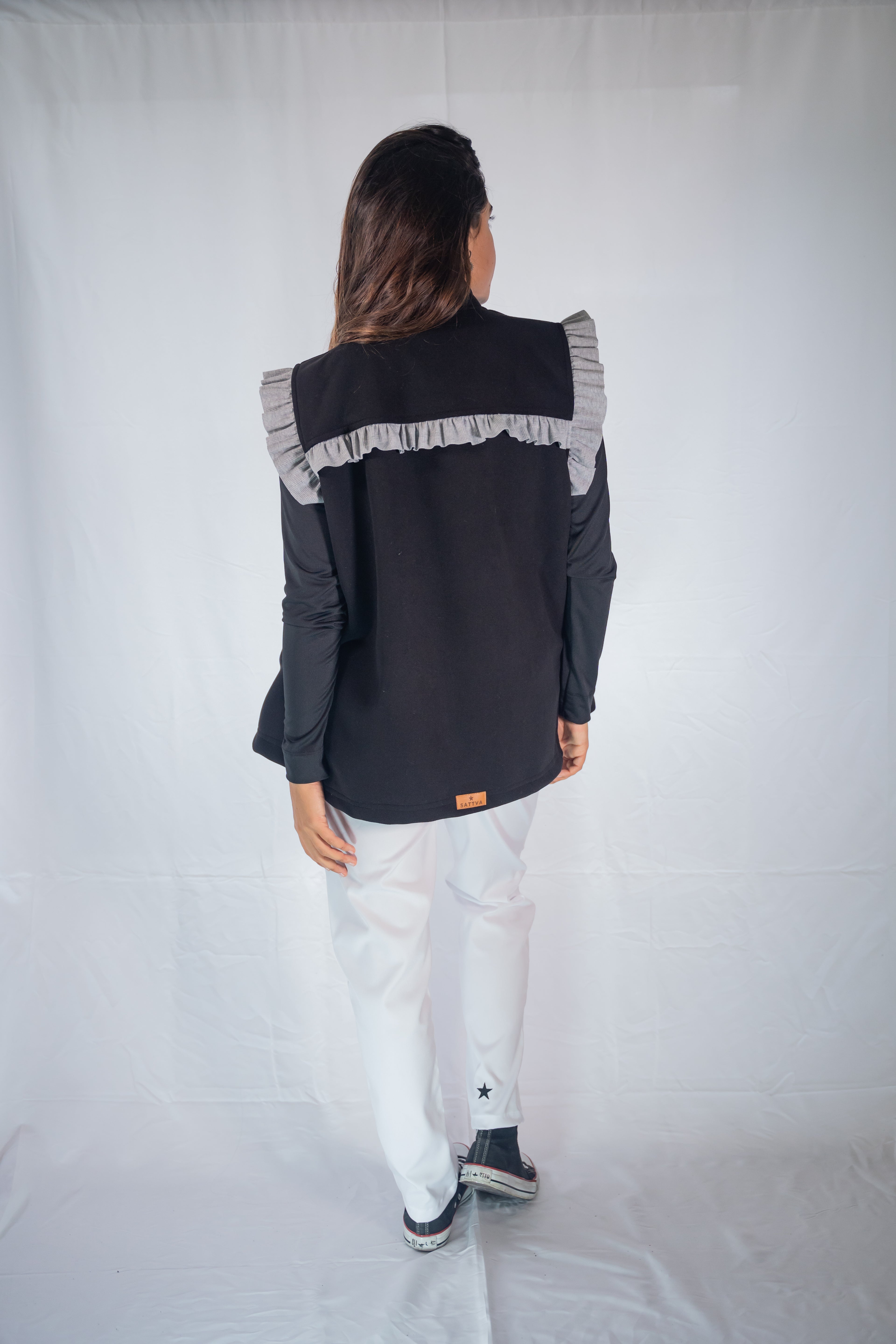 Chaleco Kazumi / Negro y Gris Claro