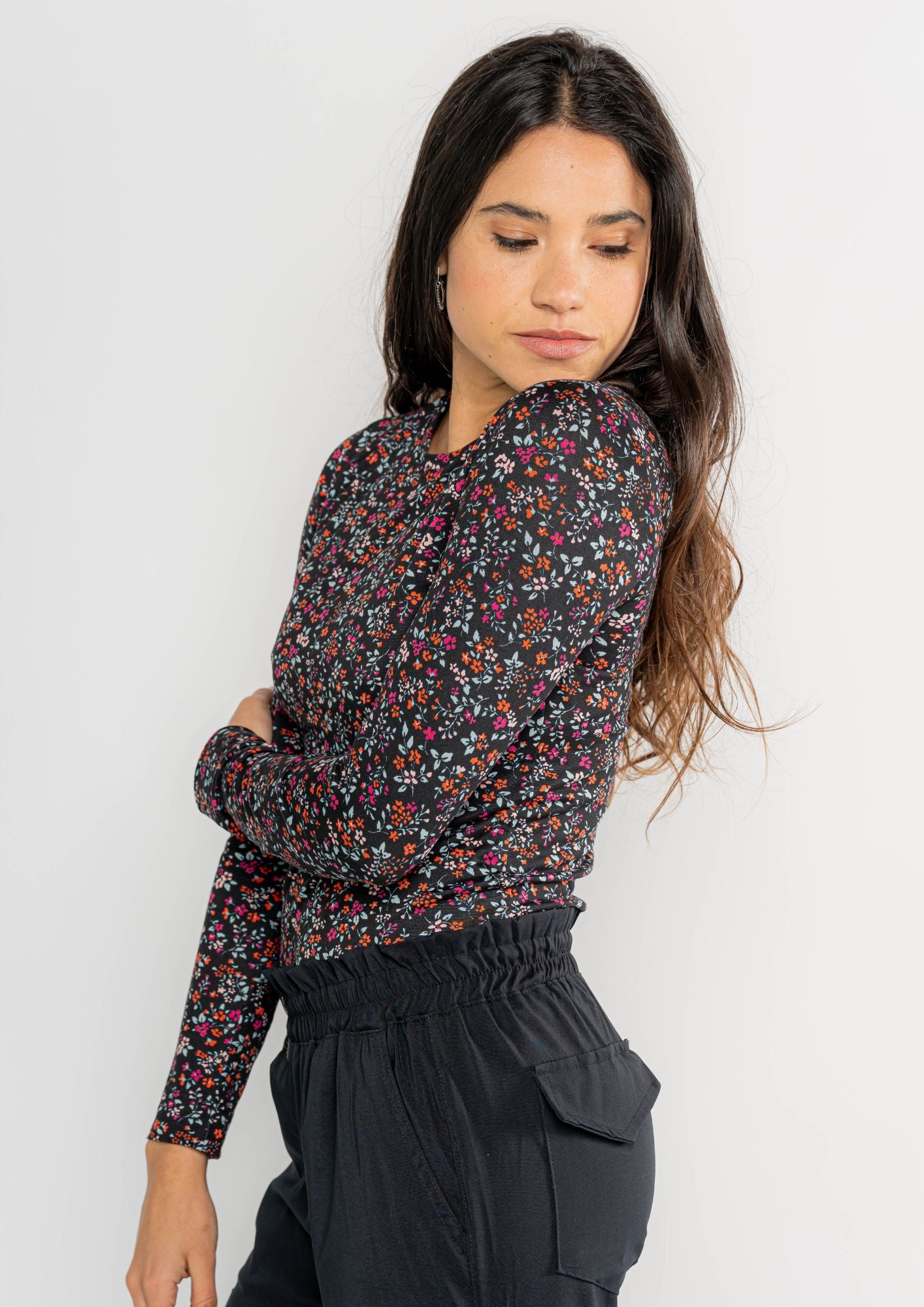 REMERA TÉRMICA MUST / ESTAMPADA FLORES