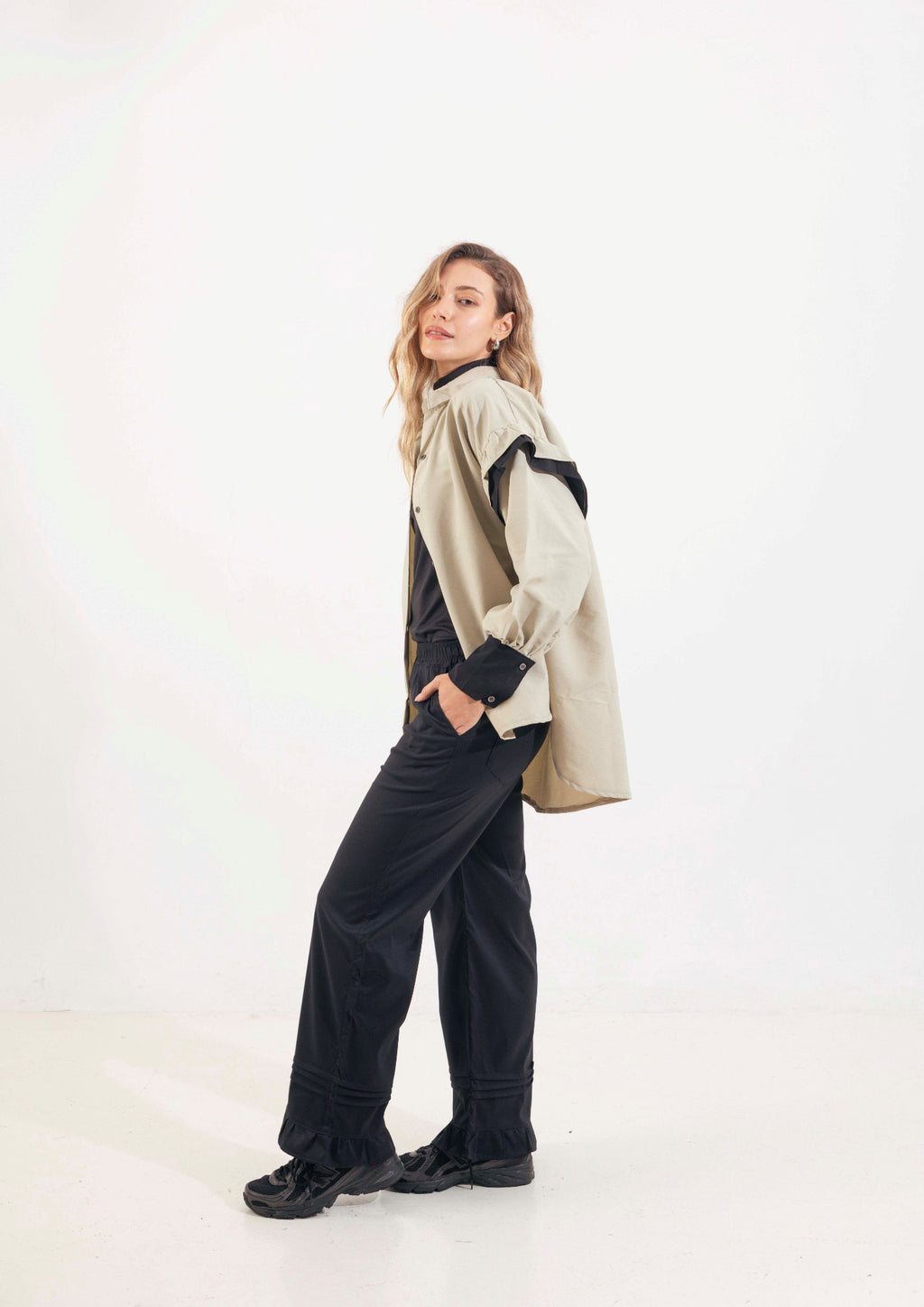 Casaca Makai Manga Larga / Beige