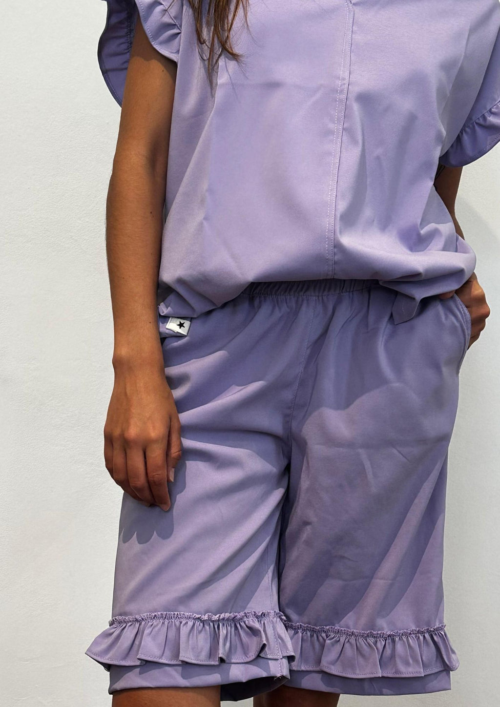 Bermuda Bernarda / Lila