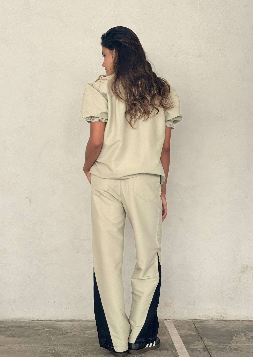 Casaca Alegría / Beige/Negro