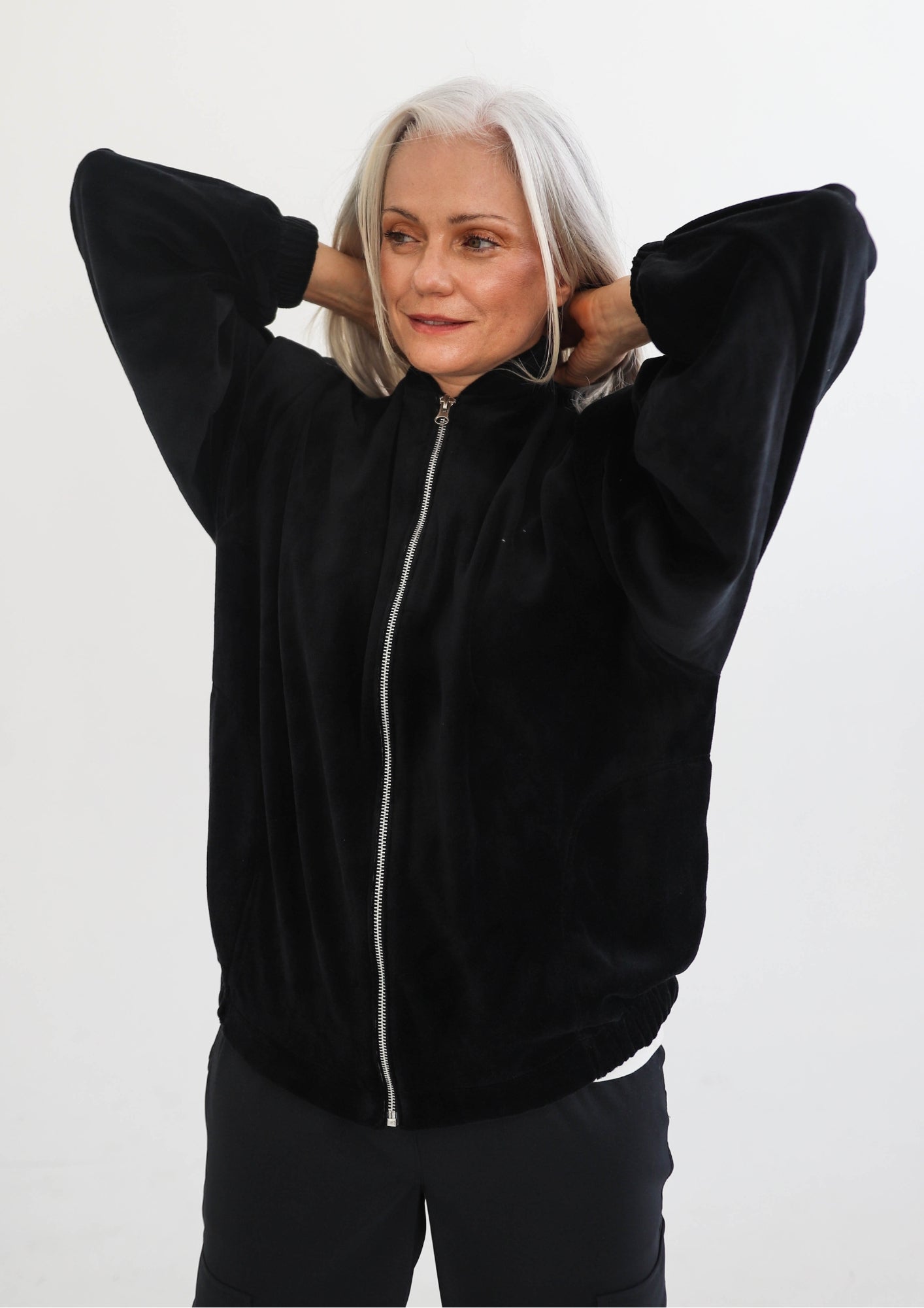 Abrigo Acacia / Negro