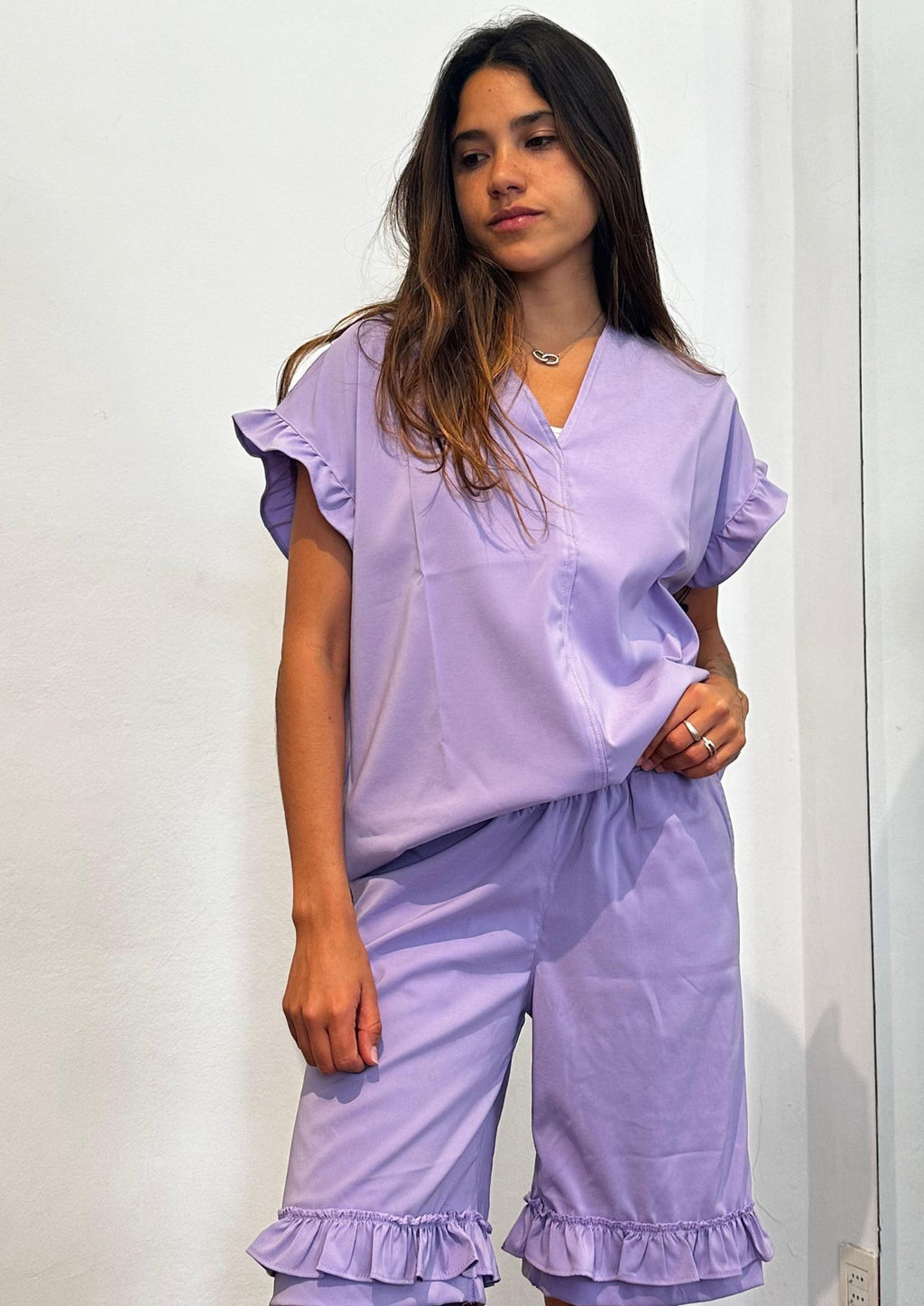 Bermuda Bernarda / Lila