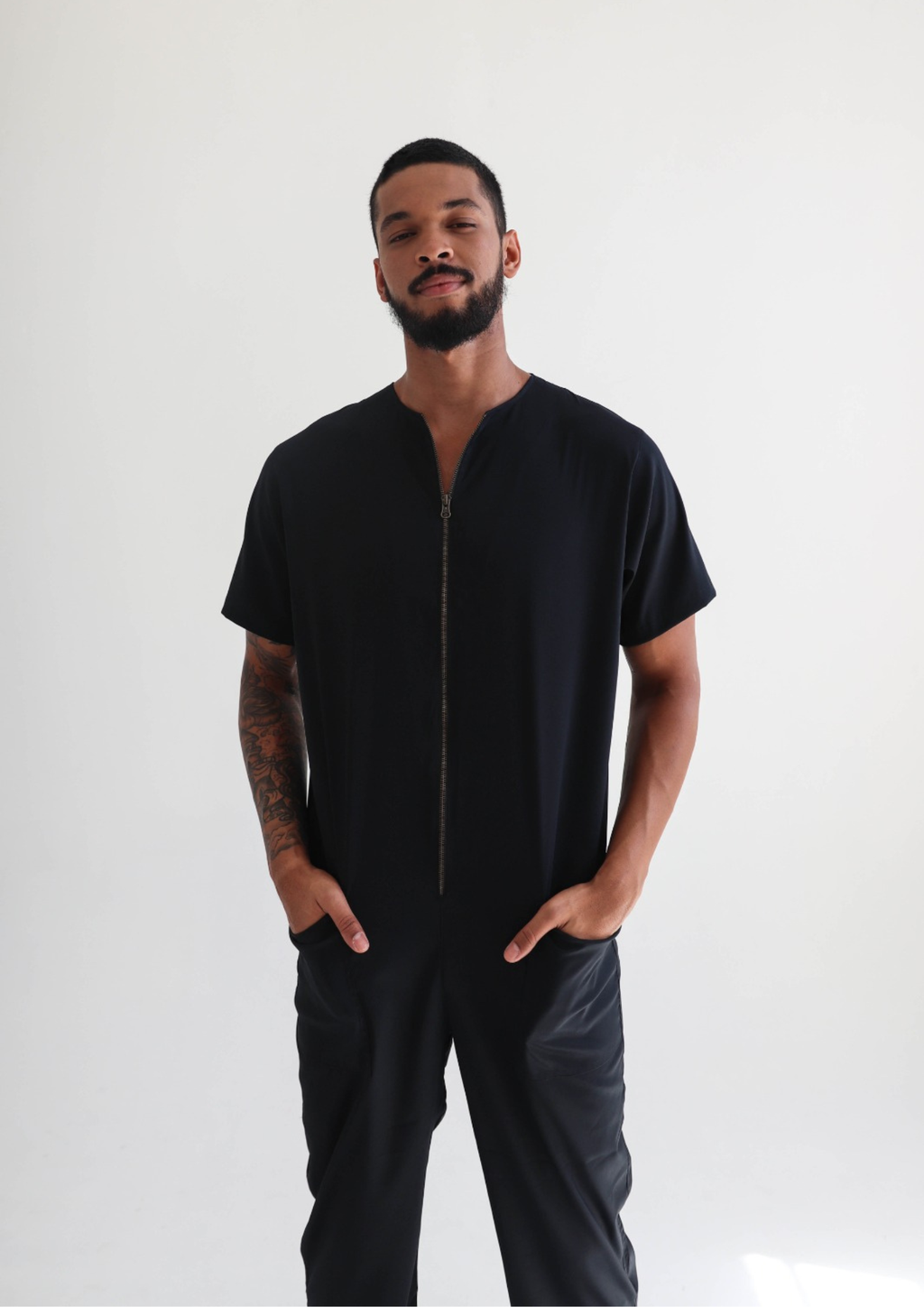 Mono Dionisio / Negro
