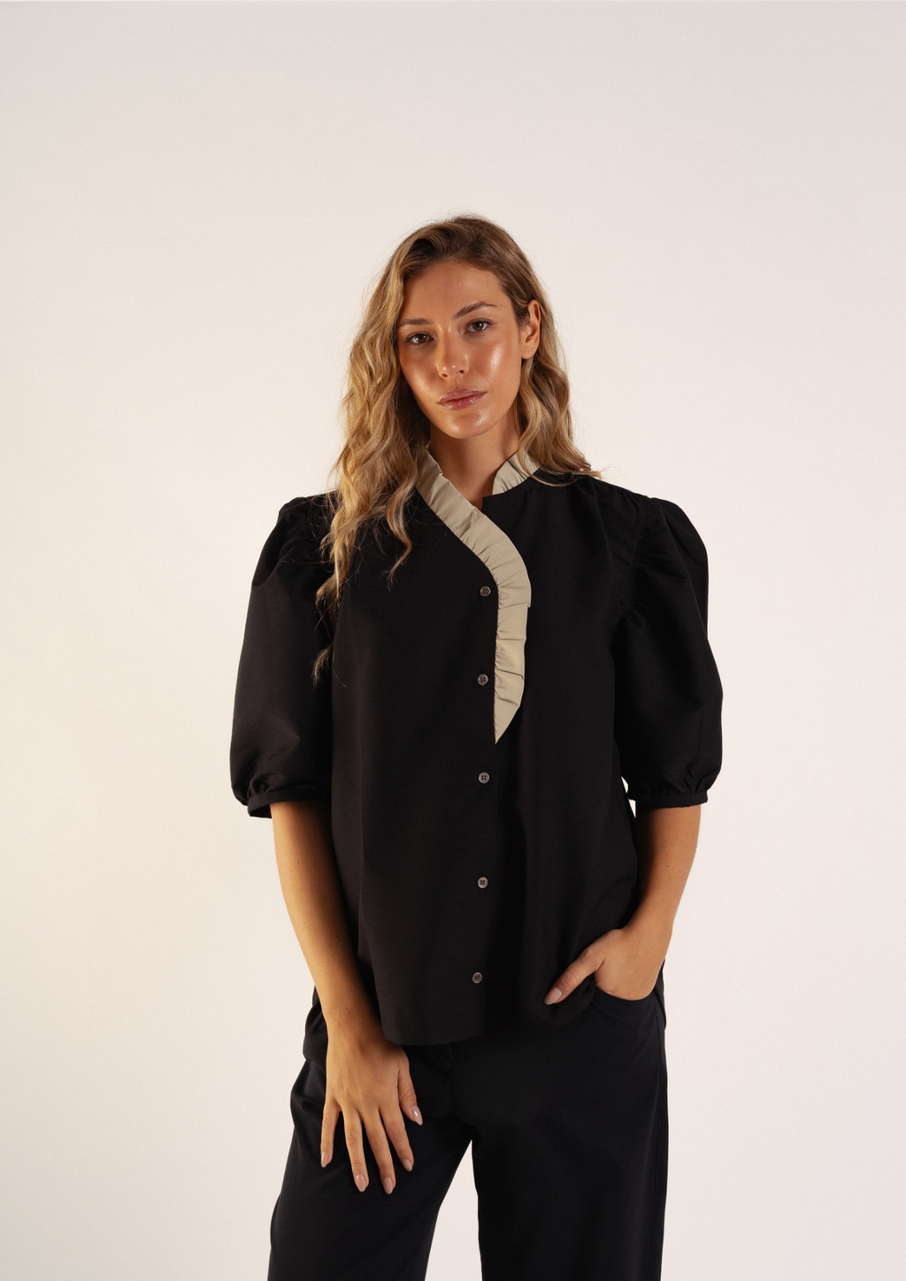 Casaca Vera / Negro y Beige